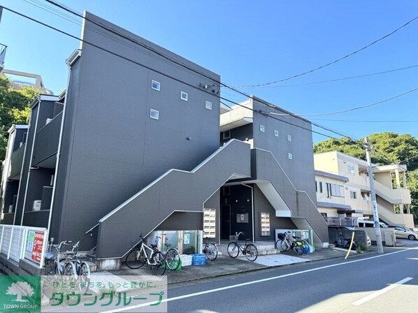 レフィナードカメオカの物件外観写真